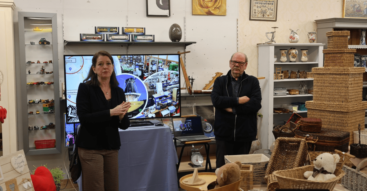 linkedin-vries1 linkedin-vries1